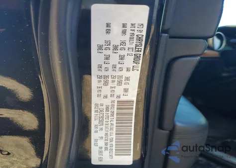 2013 Jeep Grand Cherokee Overland z USA, uszkodzony, nr VIN 1C4RJFCT9DC582276